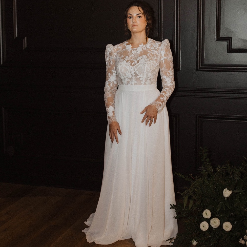 Blue by Enzoani - Love - Wedding Dress Style Dana